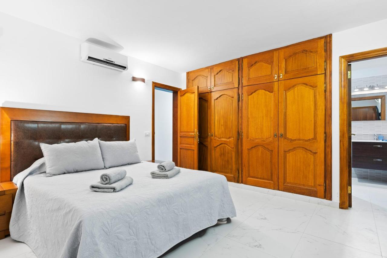 Neptuno Pool And Beach Private Access ปัวร์โตเดซานตีอาโก ภายนอก รูปภาพ